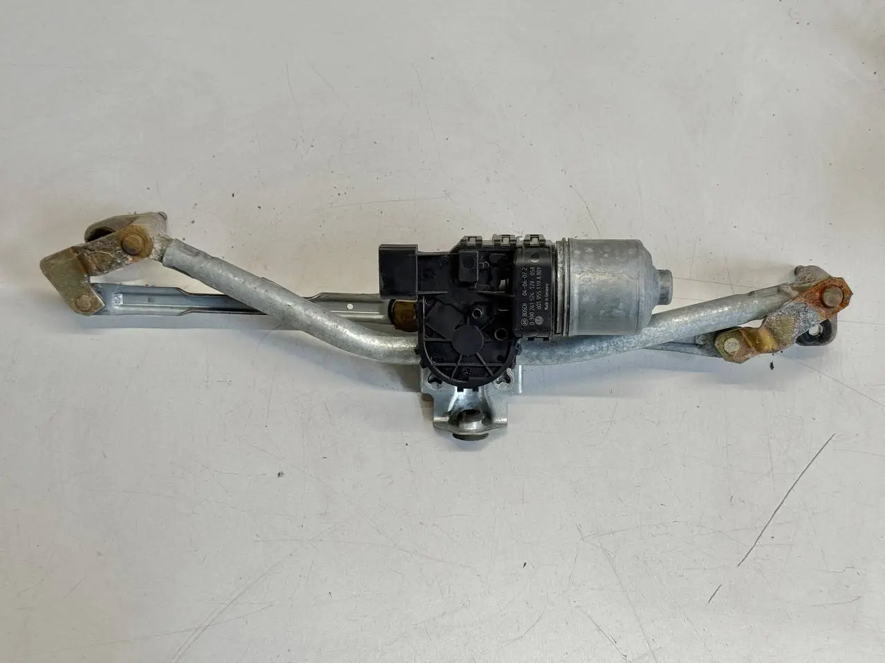 Wischergestänge mit Motor Polo 9N1 1,2L 2002 VW Polo 9N1 1,2L 2002 6Q1955023E
