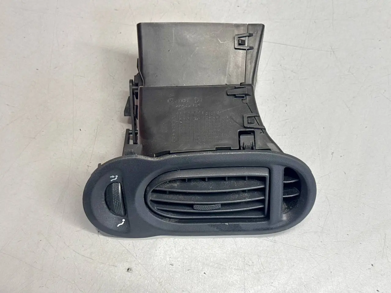 Luftdüse Lüftungsauslass Frischluftdüse Renault Modus 1,5 dCi 2012 4622616