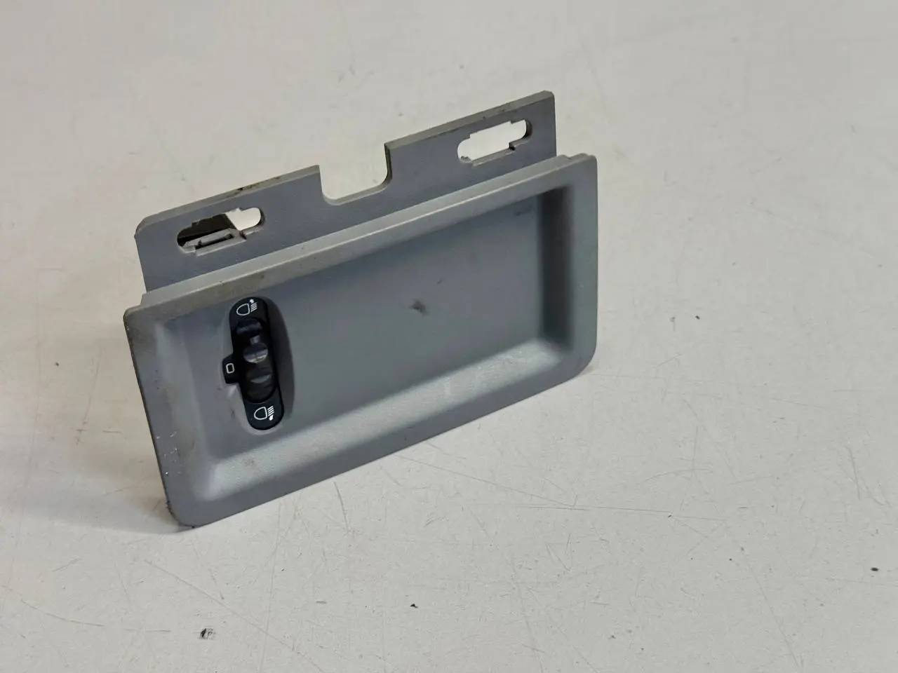 Schalter Leuchtweitenregler LWR Renault Modus 1,5 dCi 2012 7700841235