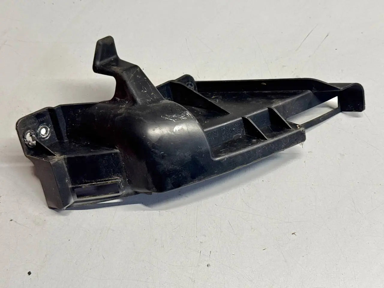 Halterung links vorne Scheinwerfer Renault Modus 1,5 dCi 2012 8200670285