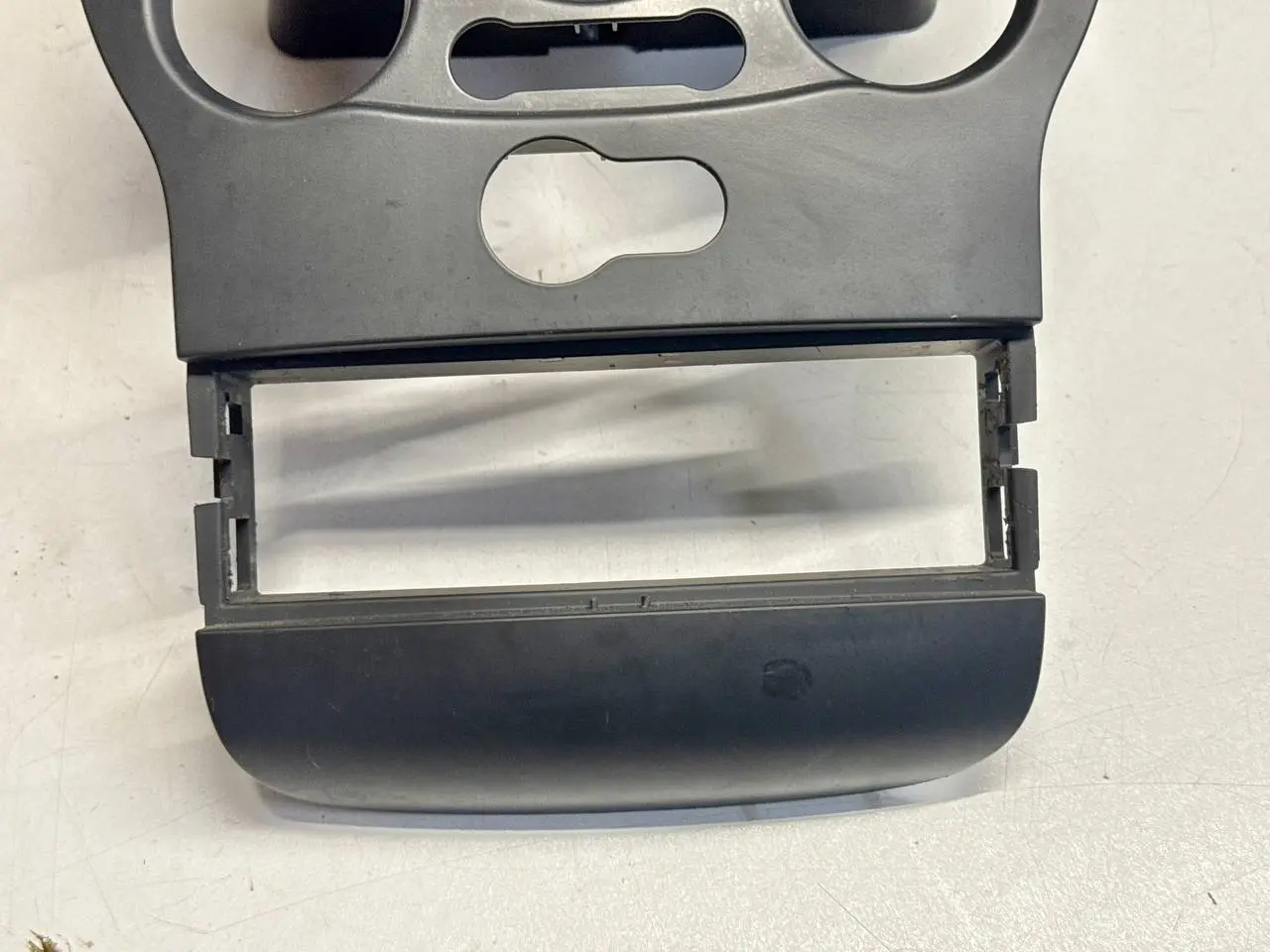 Mittelkonsole Verkleidung Abdeckung Renault Modus 1,5 dCi 2012 8200630438