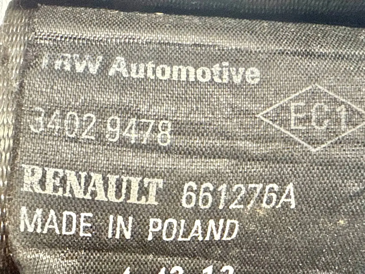 Sicherheitsgurt Gurt mitte Renault Modus 1,5 dCi 2012 661276A
