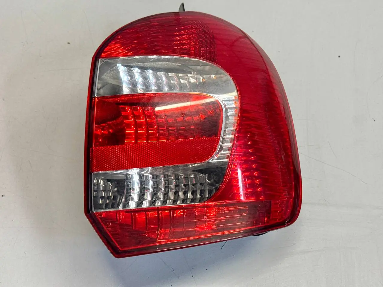 Rückleuchte Heckleuchte Tylne światło Renault Modus 1,5 dCi 2012 8200658413R