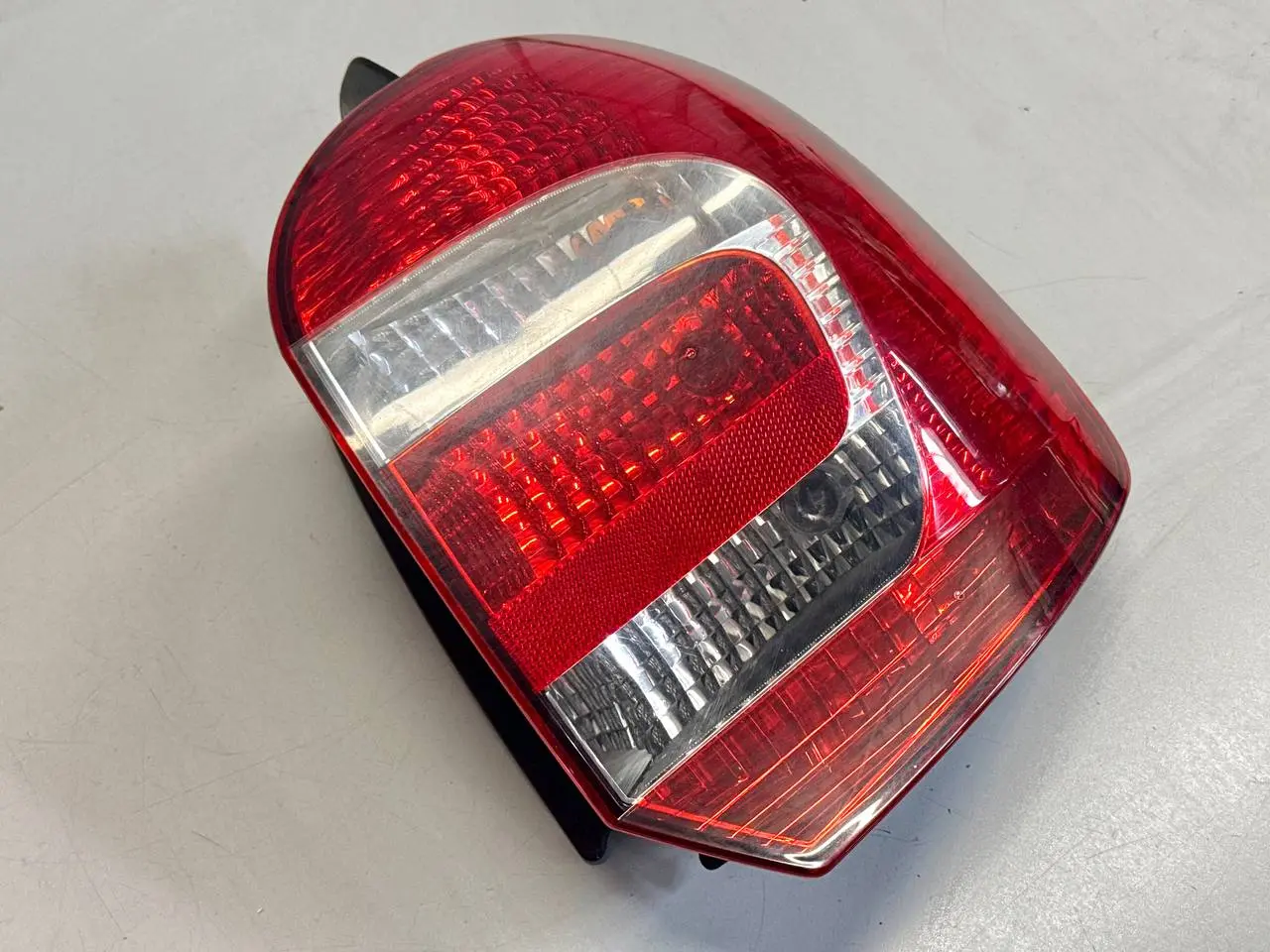 Rückleuchte Heckleuchte Tylne światło Renault Modus 1,5 dCi 2012 8200658413R
