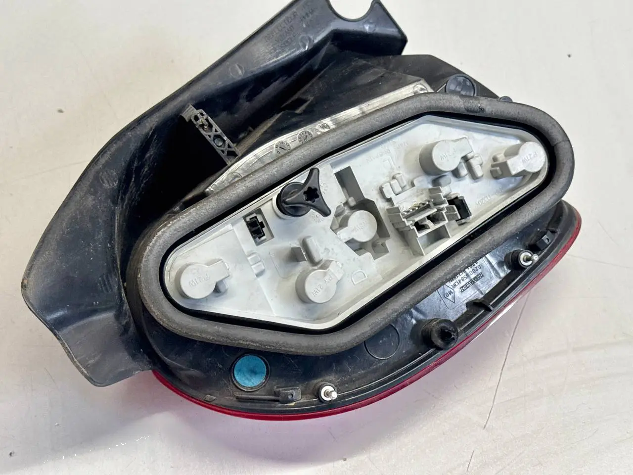 Rückleuchte Heckleuchte Tylne światło Renault Modus 1,5 dCi 2012 8200658413R