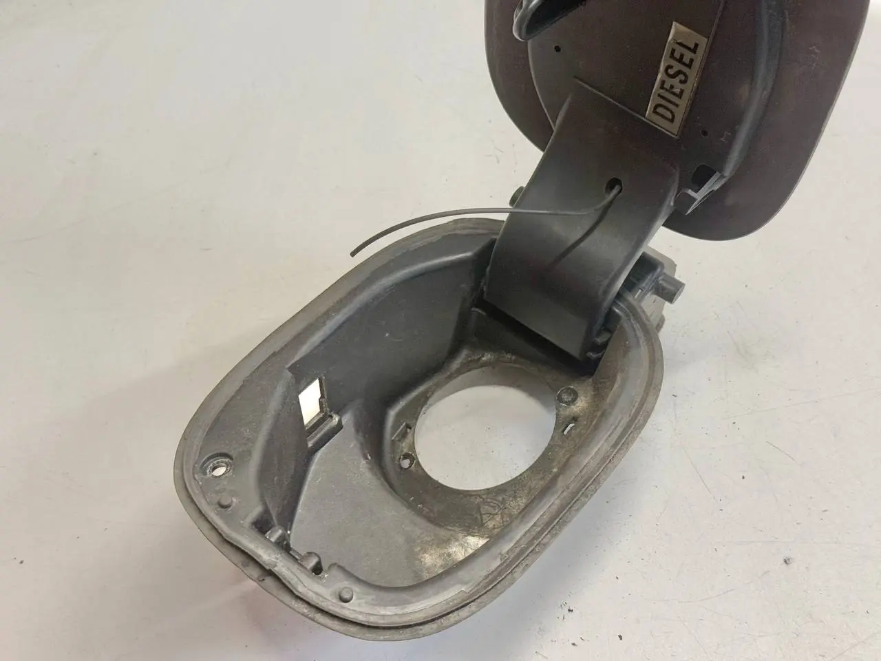 Tankklappe Tankdeckel Verschluss Renault Modus 1,5 dCi 2012 8200213437