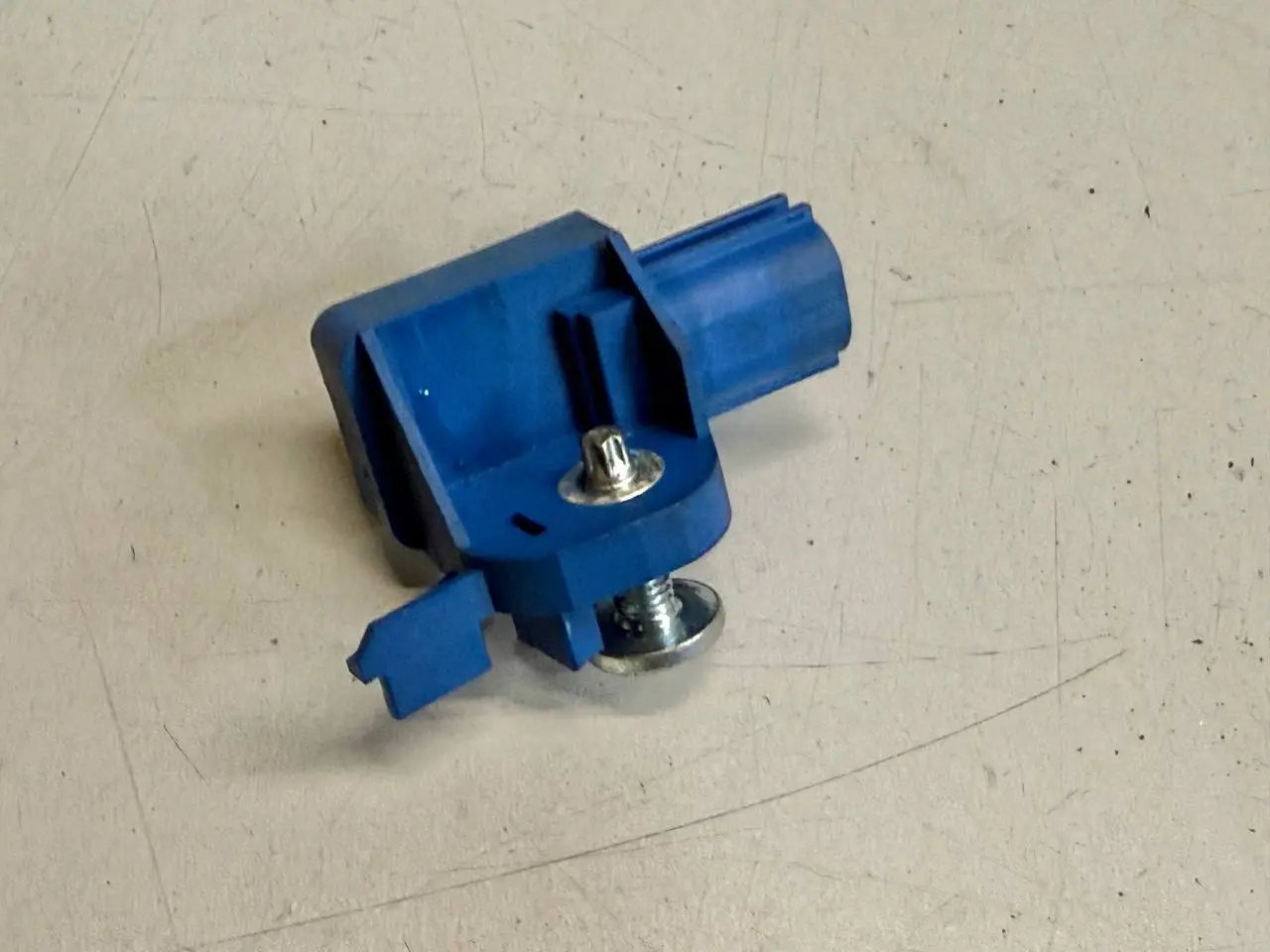 Querbeschleunigung Sensor Fahrzeugstabilitaetssensor ESP Sensor Modus 618284200