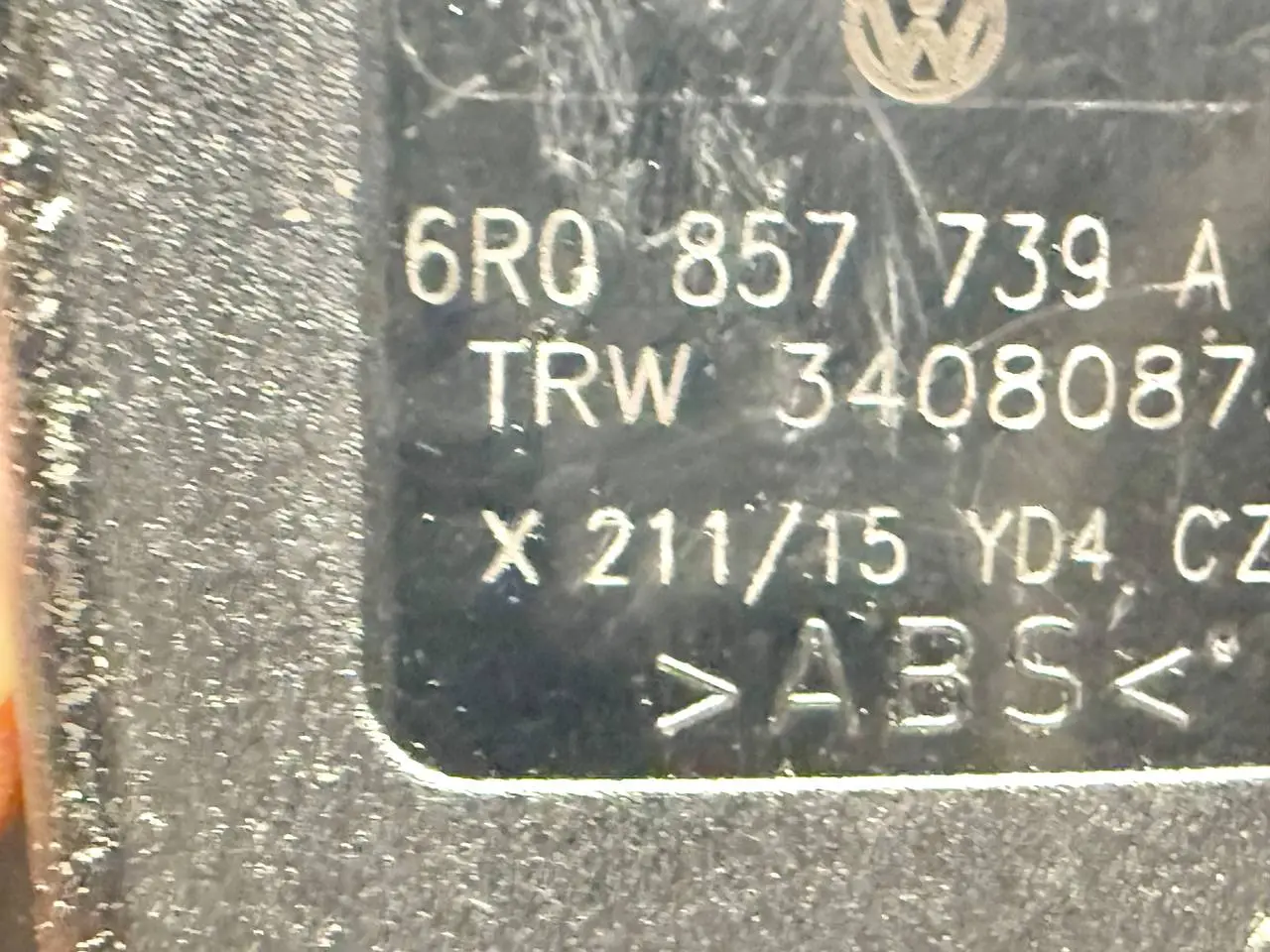 Sicherheitsgurtschloss Anschnallschloss VW Polo V 6R 1,2 TSI 2010 6R0857739A