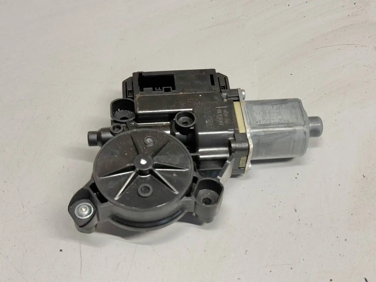Fensterhebermotor elektrisch hinten links VW Polo V 6R 1,2 TSI 2010 6R0959811F