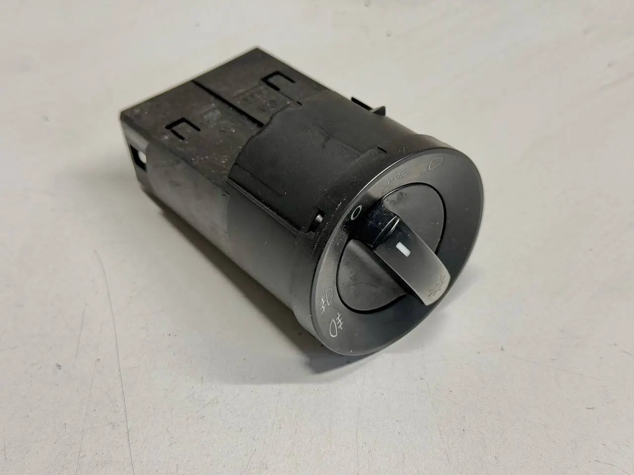 Lichtschalter Schalter Taster NSW NSL LWR Polo VW Polo 9N1 1,2L 2002 6Q0941531C