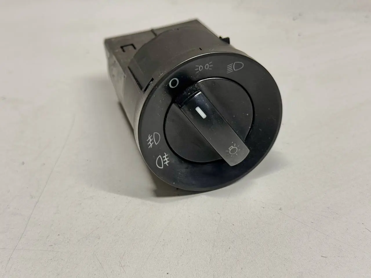 Lichtschalter Schalter Taster NSW NSL LWR Polo VW Polo 9N1 1,2L 2002 6Q0941531C