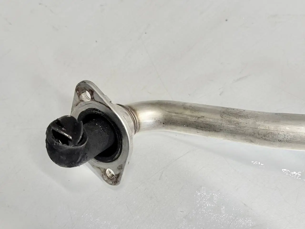 AGR-Rohr Abgasrohr Verbindungsleitung Passat VW Passat 3C 2.0l FSI 03C131521T