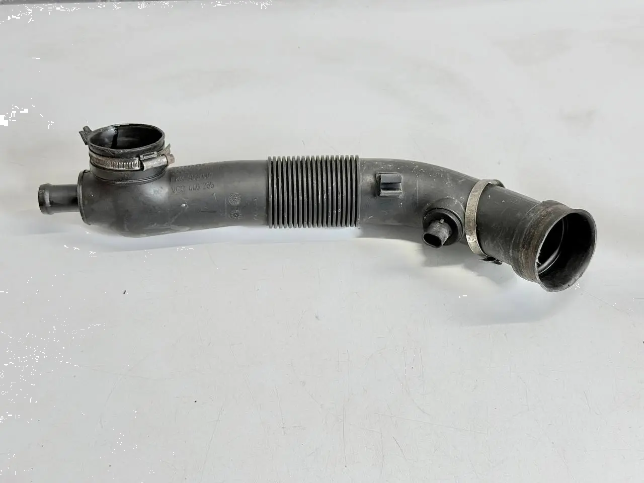 Ansaugrohr Ladeluftrohr Luftschlauch Corsa D Opel Corsa D 1.2L 2008 55557181
