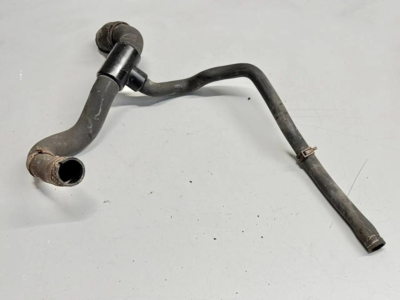 Kühlwasserschlauch Schlauch rechts Corsa D Opel Corsa D 1.2L 2008 565453722
