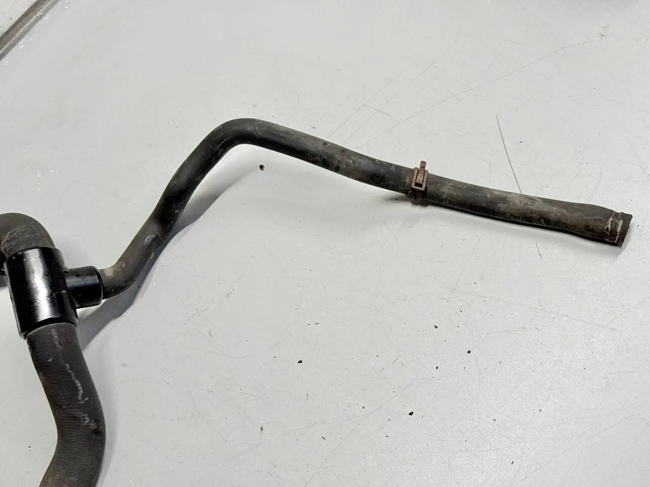 Kühlwasserschlauch Schlauch rechts Corsa D Opel Corsa D 1.2L 2008 565453722
