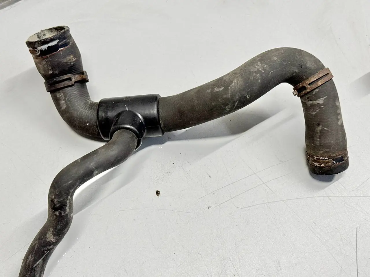 Kühlwasserschlauch Schlauch rechts Corsa D Opel Corsa D 1.2L 2008 565453722