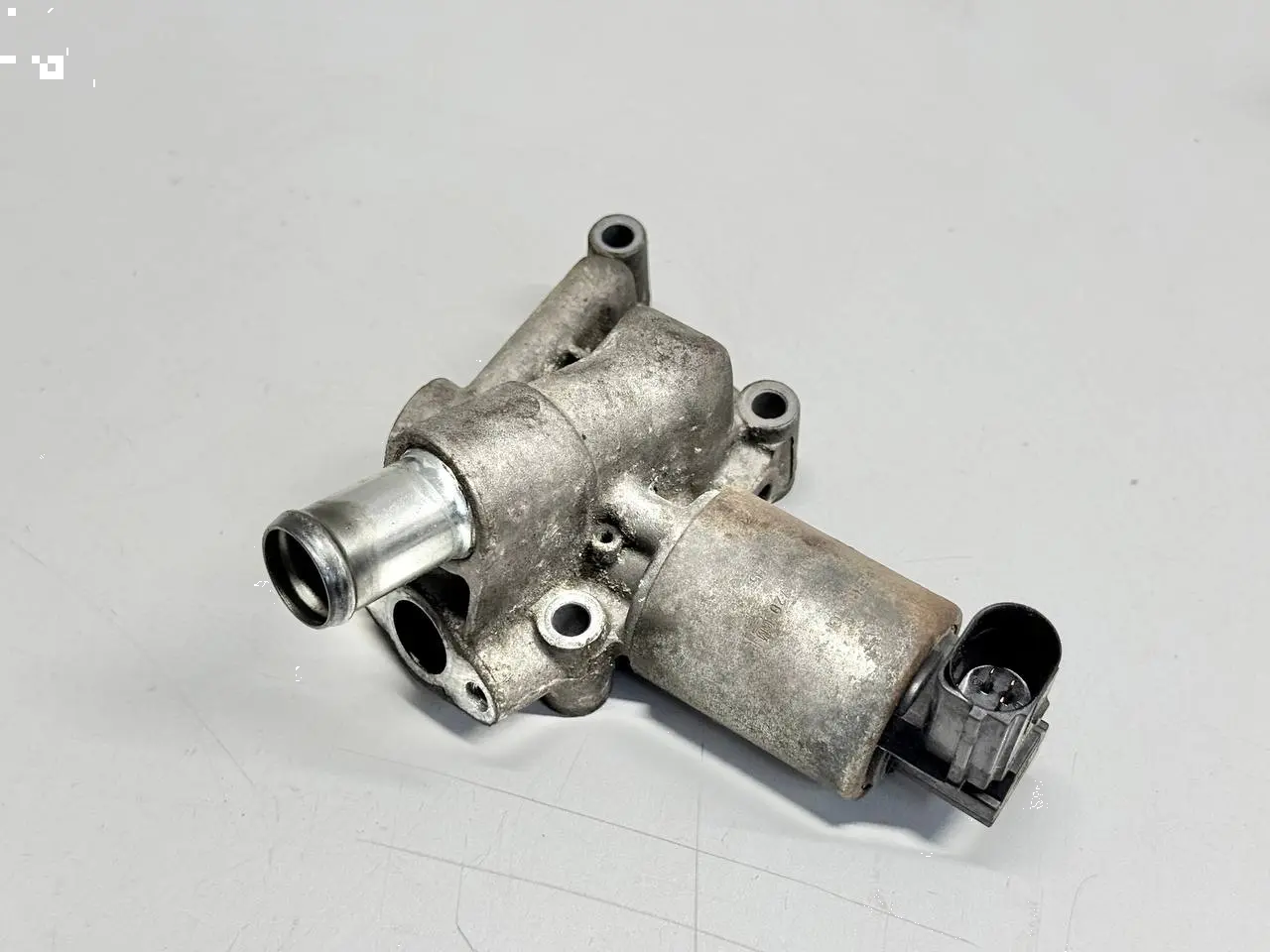 Abgasrückführungsventil AGR Ventil für Corsa D Opel Corsa D 1.2L 2008 55556720
