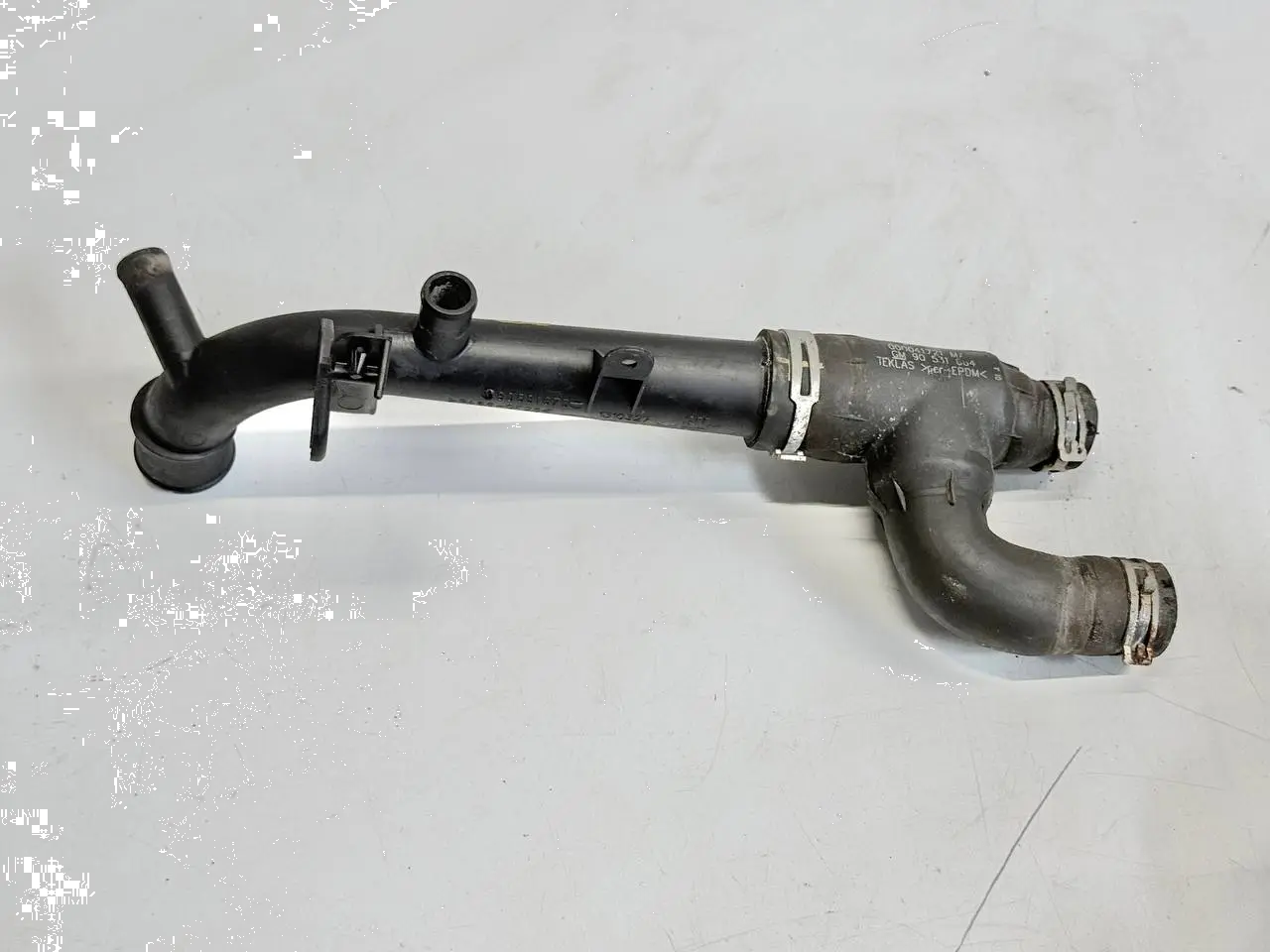 Kühlmittelrohr Wasserschlauch Kühlwasserleitung OPEL MERIVA 1.8 2003 90531675