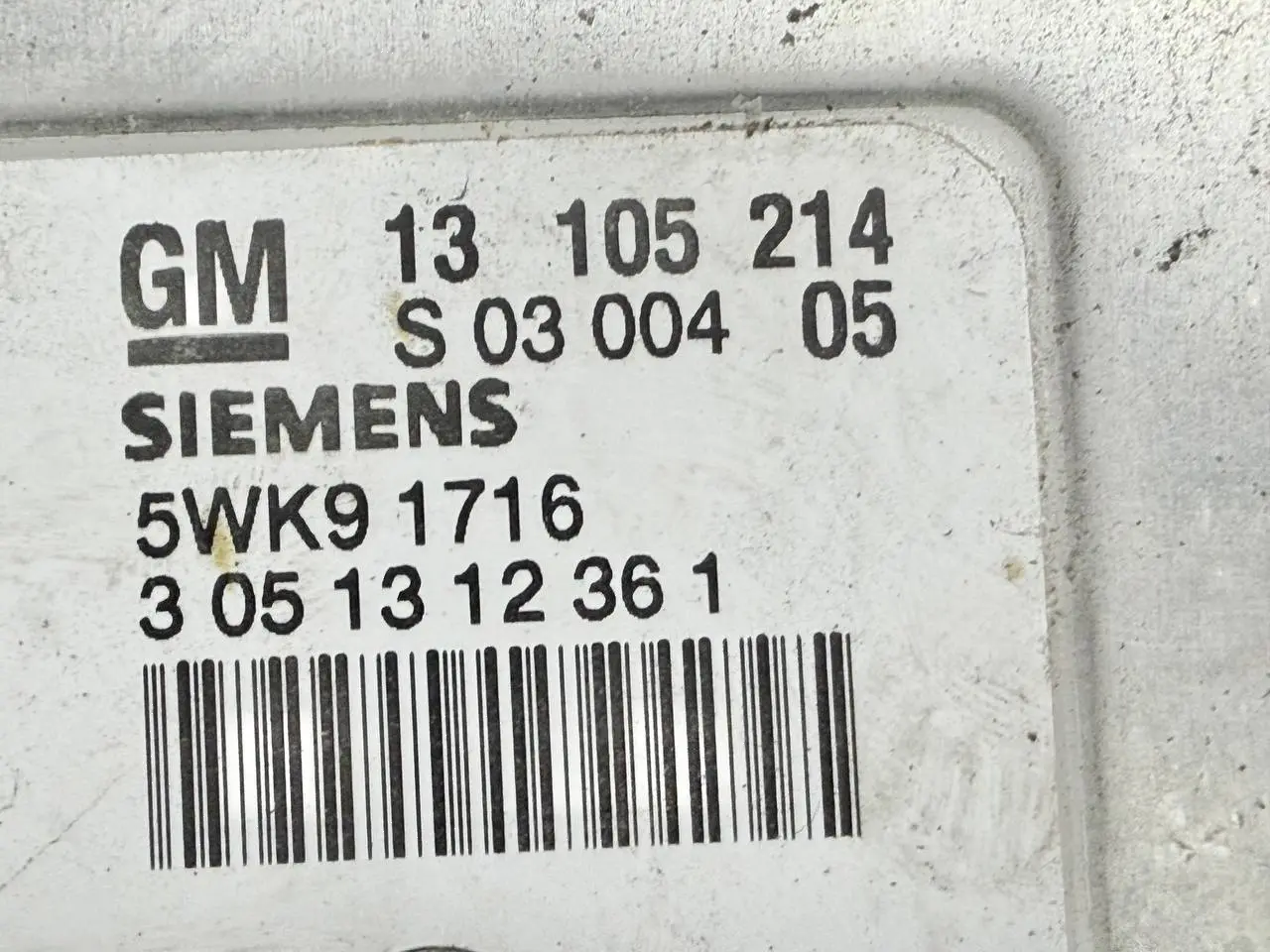 Motorsteuergerät ECU Steuerrechner MERIVA 1.8 2003 OPEL MERIVA 1.8 2003 13105214