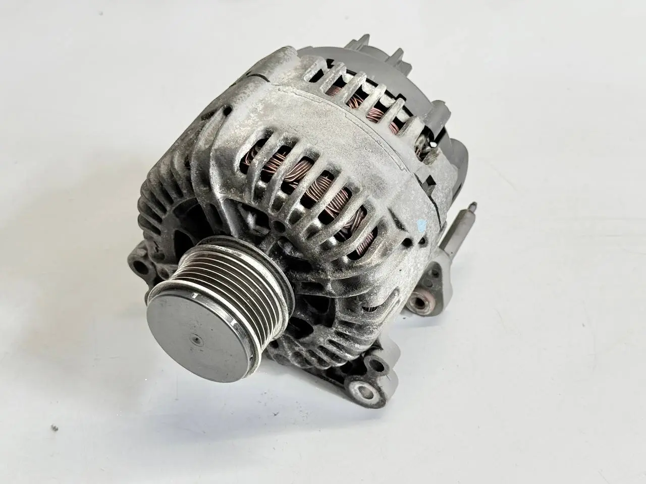Generator Lichtmaschine SKODA Octavia 1Z5 1,9 TDI 2004 Kombi 06F903023C