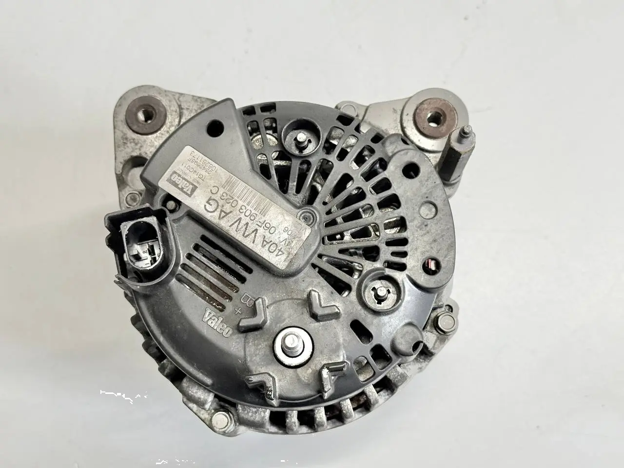 Generator Lichtmaschine SKODA Octavia 1Z5 1,9 TDI 2004 Kombi 06F903023C