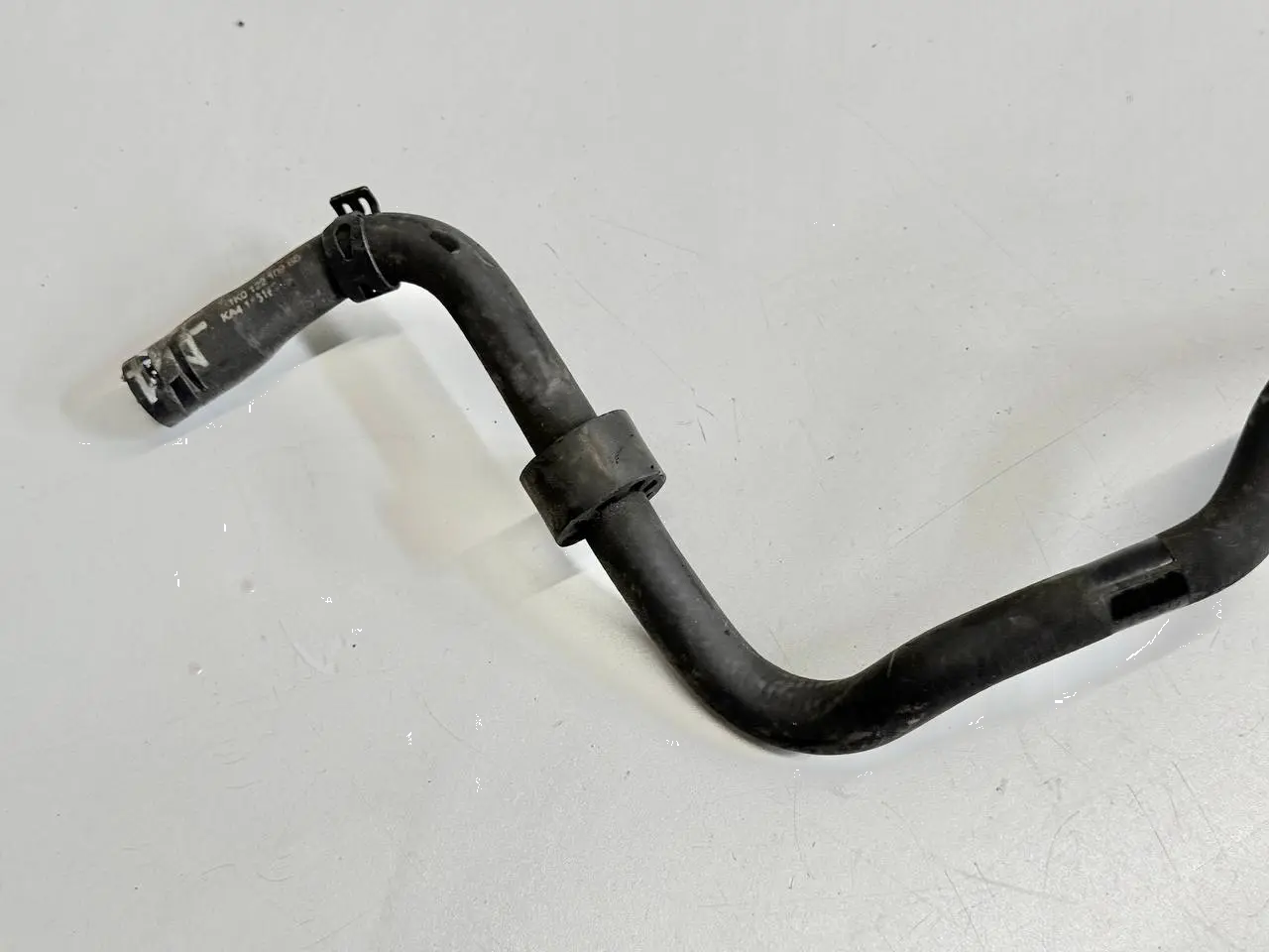 Kühlmittelschlauch Kühlwasserleitung Golf Plus 5M VW Golf5 1K1 1.4L 1K0122109