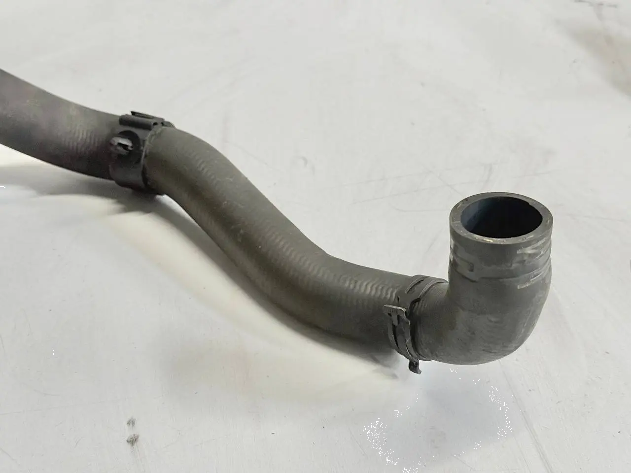 Kühlwasserschlauch Passat 3C SKODA Octavia 1Z5 1,9 TDI 2004 Kombi 3C0122051AT