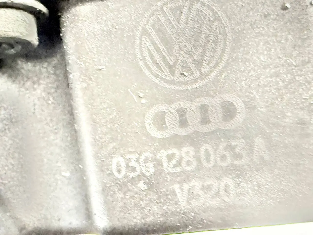 Drosselklappe elektrisch Touran SKODA Octavia 1Z5 1,9 TDI 2004 Kombi 036128063A