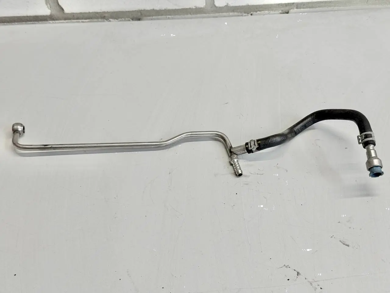 Kraftstoffschlauch Schlauch Benzinschlauch VW Touran 1.6 FSI 1T1 2003 03C133699M