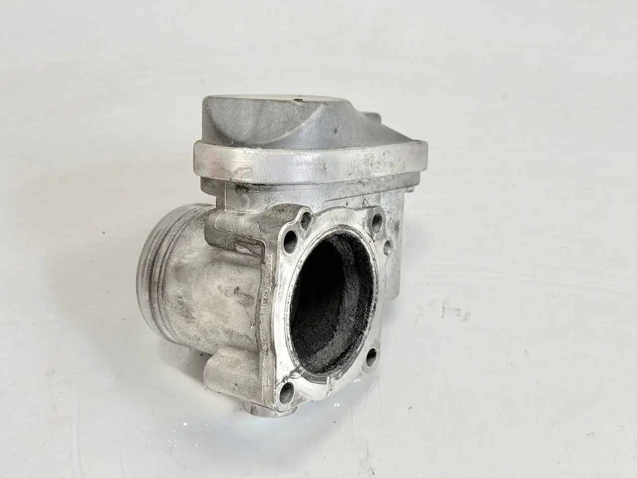 Drosselklappe / Drosselklappenstutzen VW Touran 1.6 FSI 1T1 2003 408238323010
