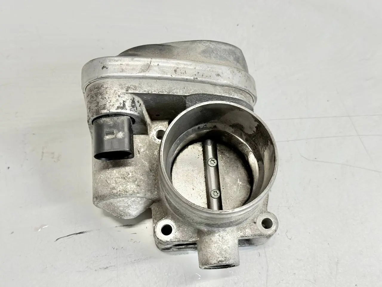 Drosselklappe / Drosselklappenstutzen VW Touran 1.6 FSI 1T1 2003 408238323010