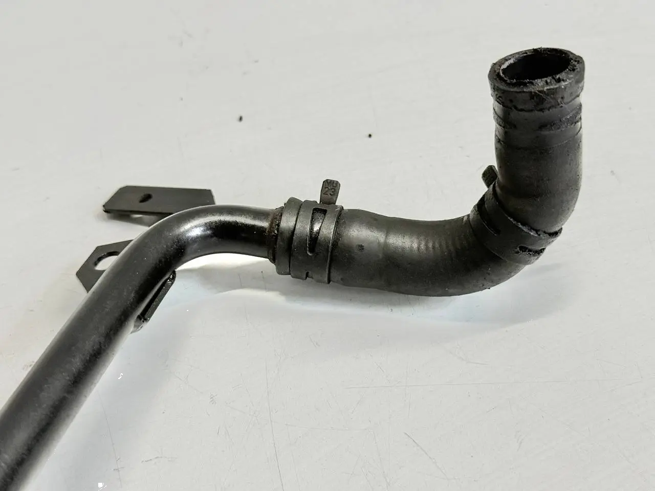 Kühlwasserschlauch Kühlrohr VW Touran 1.6 FSI 1T1 2003 1K0121070K