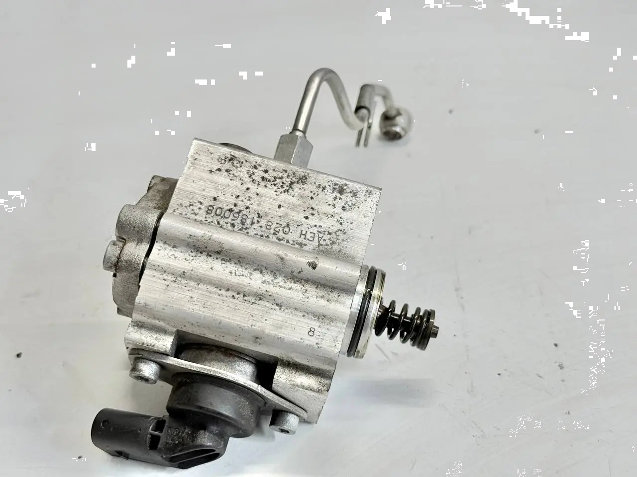 Hochdruckpumpe Kraftstoffpumpe VW Touran 1.6 FSI 1T1 2003 03C127025L