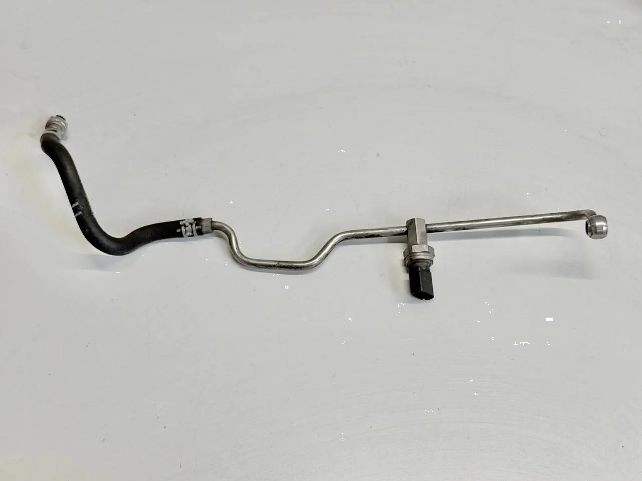 Kraftstoffleitung Vorlauf und Rücklauf VW Touran 1.6 FSI 1T1 2003 03C133321L