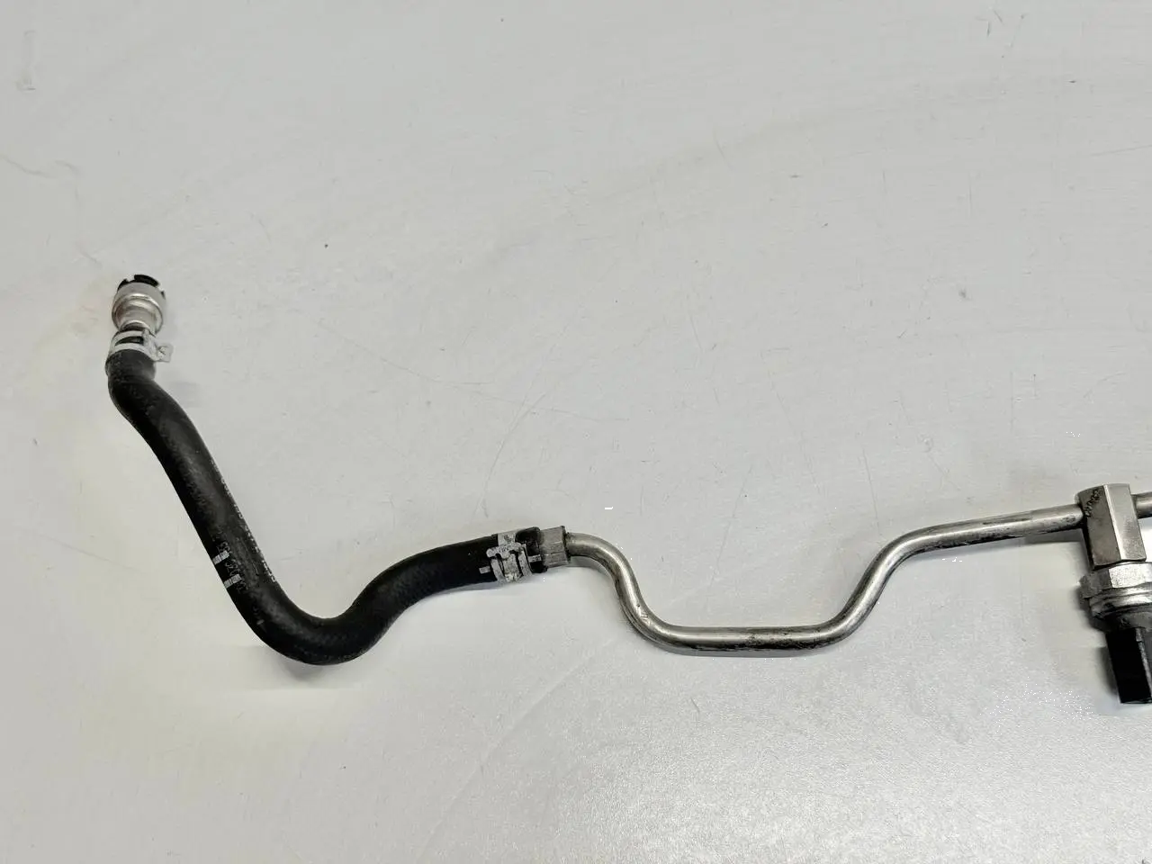 Kraftstoffleitung Vorlauf und Rücklauf VW Touran 1.6 FSI 1T1 2003 03C133321L