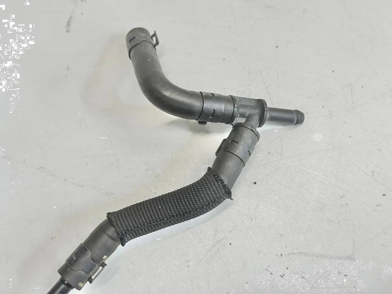 Kühlmittelschlauch Kühlwasserschlauch VW Touran 1.6 FSI 1T1 2003 1K0122447S