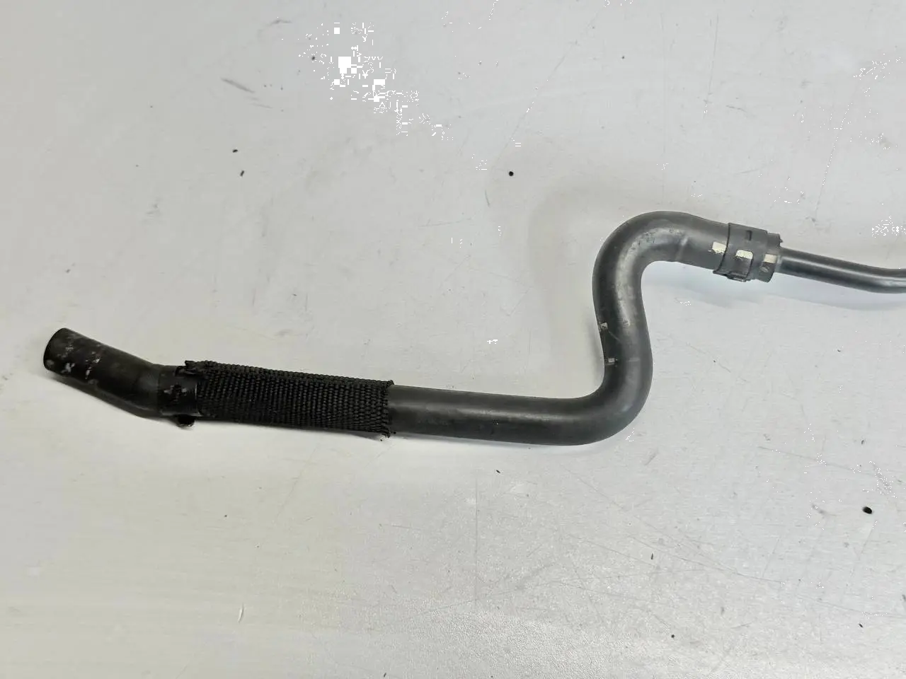 Kühlmittelschlauch Kühlwasserschlauch VW Touran 1.6 FSI 1T1 2003 1K0122447S