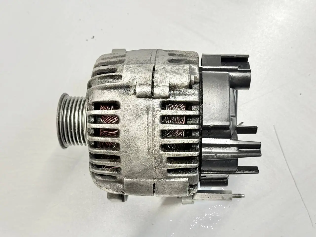 Lichtmaschine Generator Alternator Golf VW Touran 1.6 FSI 1T1 2003 03C903023B