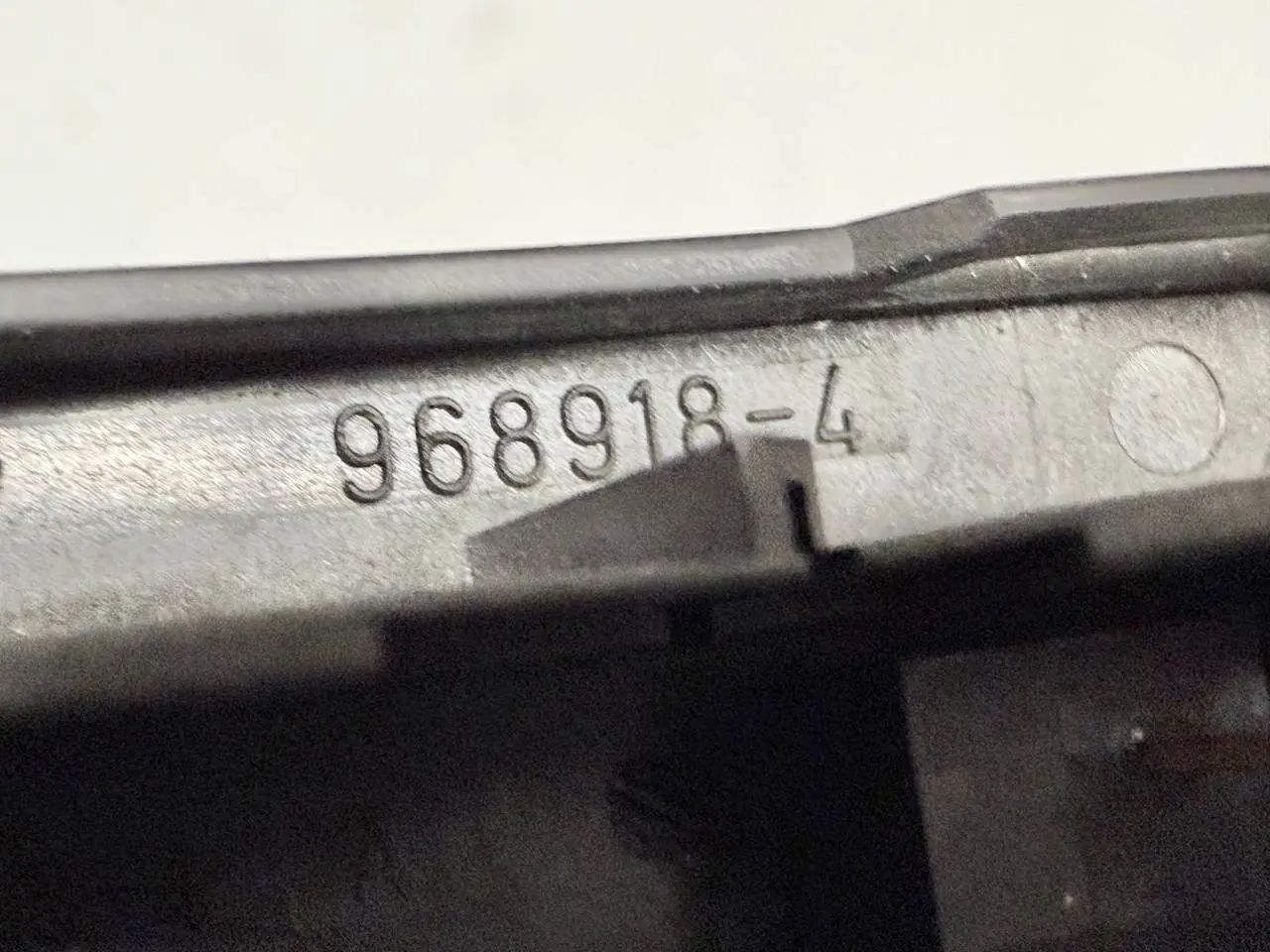 OBD Diagnosestecker Buchse Steckergehäuse BMW 320D E46 3FL Touring 2004 9689184