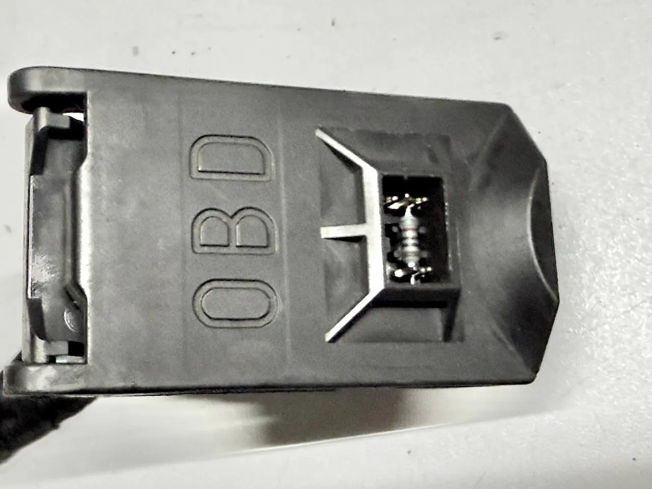 OBD Diagnosestecker Buchse Steckergehäuse BMW 320D E46 3FL Touring 2004 9689184