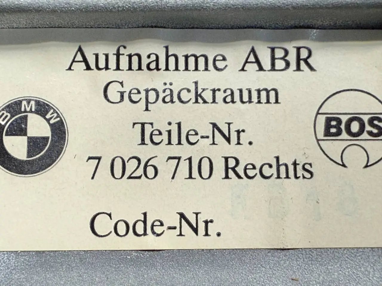 Halterung Aufnahme Gepäckraumabdeckung BMW 320D E46 3FL Touring 2004 7026710