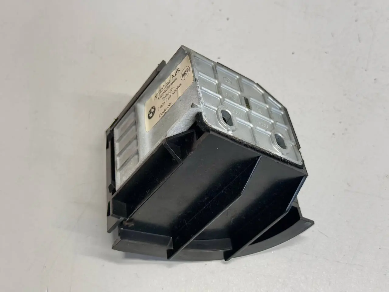 Halterung Aufnahme Gepäckraumabdeckung BMW 320D E46 3FL Touring 2004 7026710