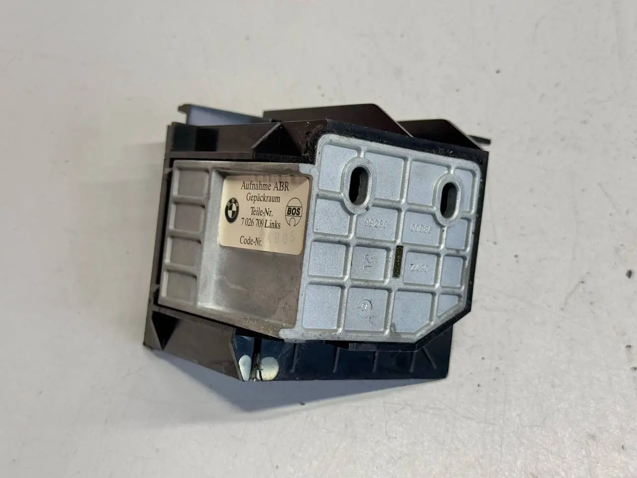 Halter für Heckrollo Gepäckraumabdeckung BMW 320D E46 3FL Touring 2004 7026709