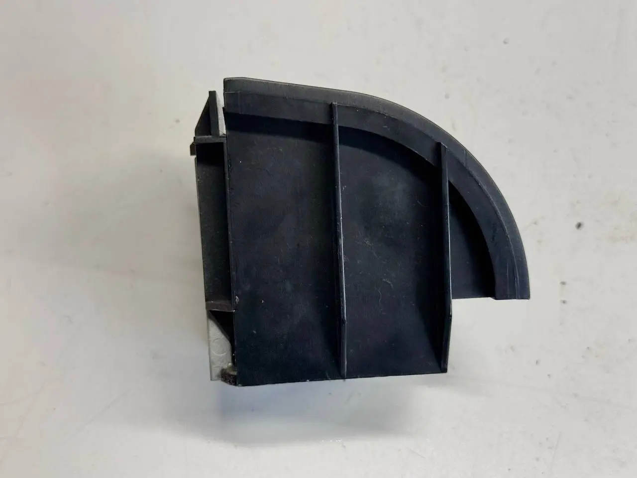 Halter für Heckrollo Gepäckraumabdeckung BMW 320D E46 3FL Touring 2004 7026709