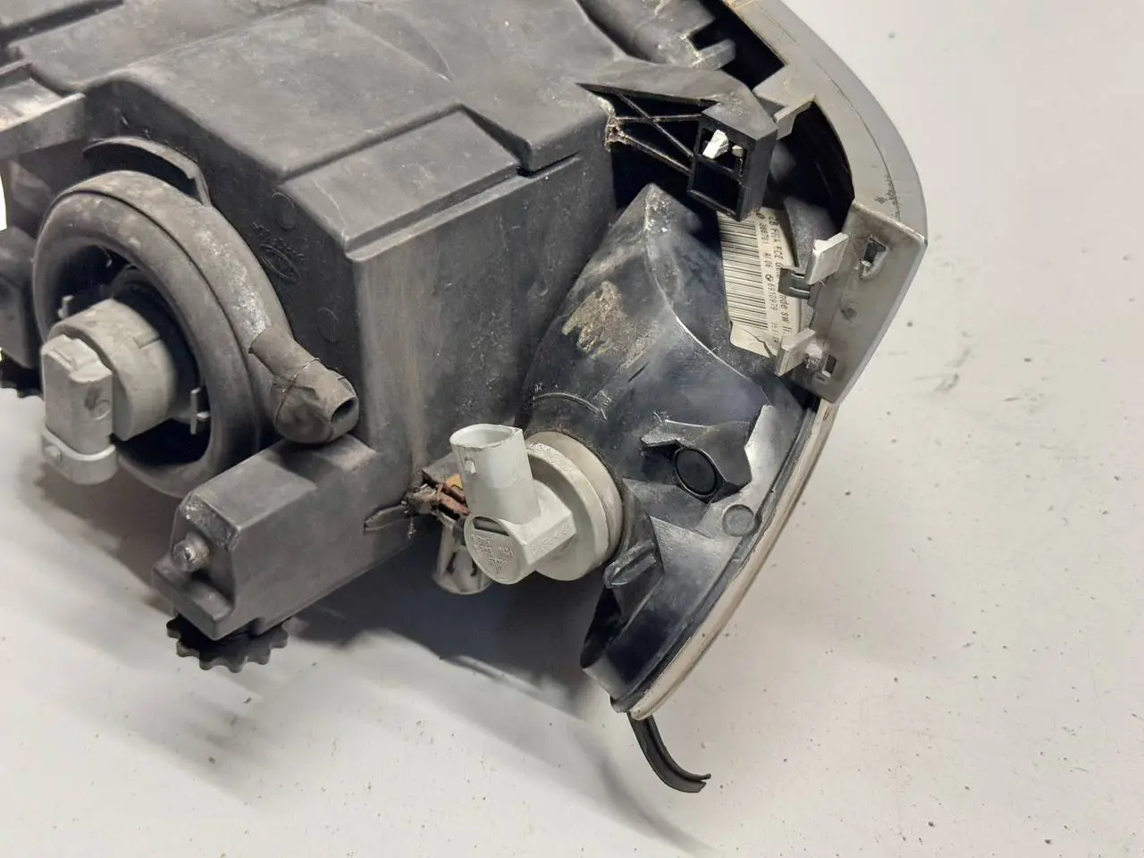 Frontscheinwerfer links BMW 320D E46 3FL Touring 2004 63126910955