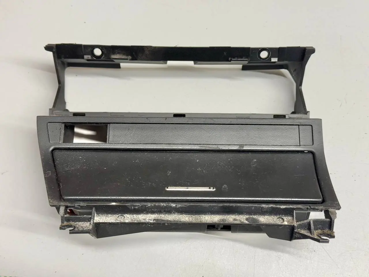 Ablage Mittelkonsole Träger Staufach 320D BMW 320D E46 3FL Touring 2004 8205377