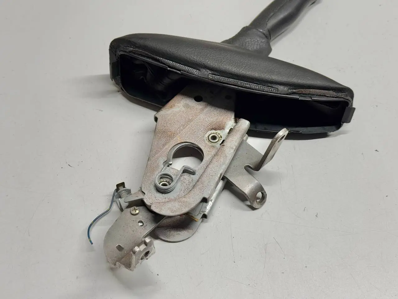 Handbremshebel Handbremse Hebel Griff BMW 320D E46 3FL Touring 2004 1164485