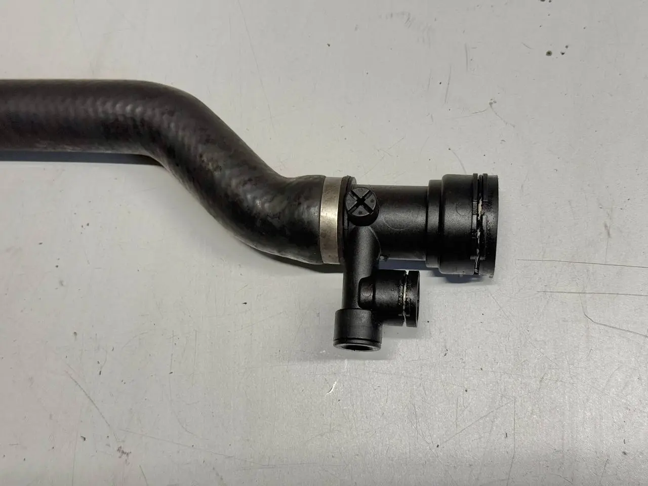 Kühlwasserschlauch Leitung 11532249778 BMW 320D E46 3FL Touring 2004 052719