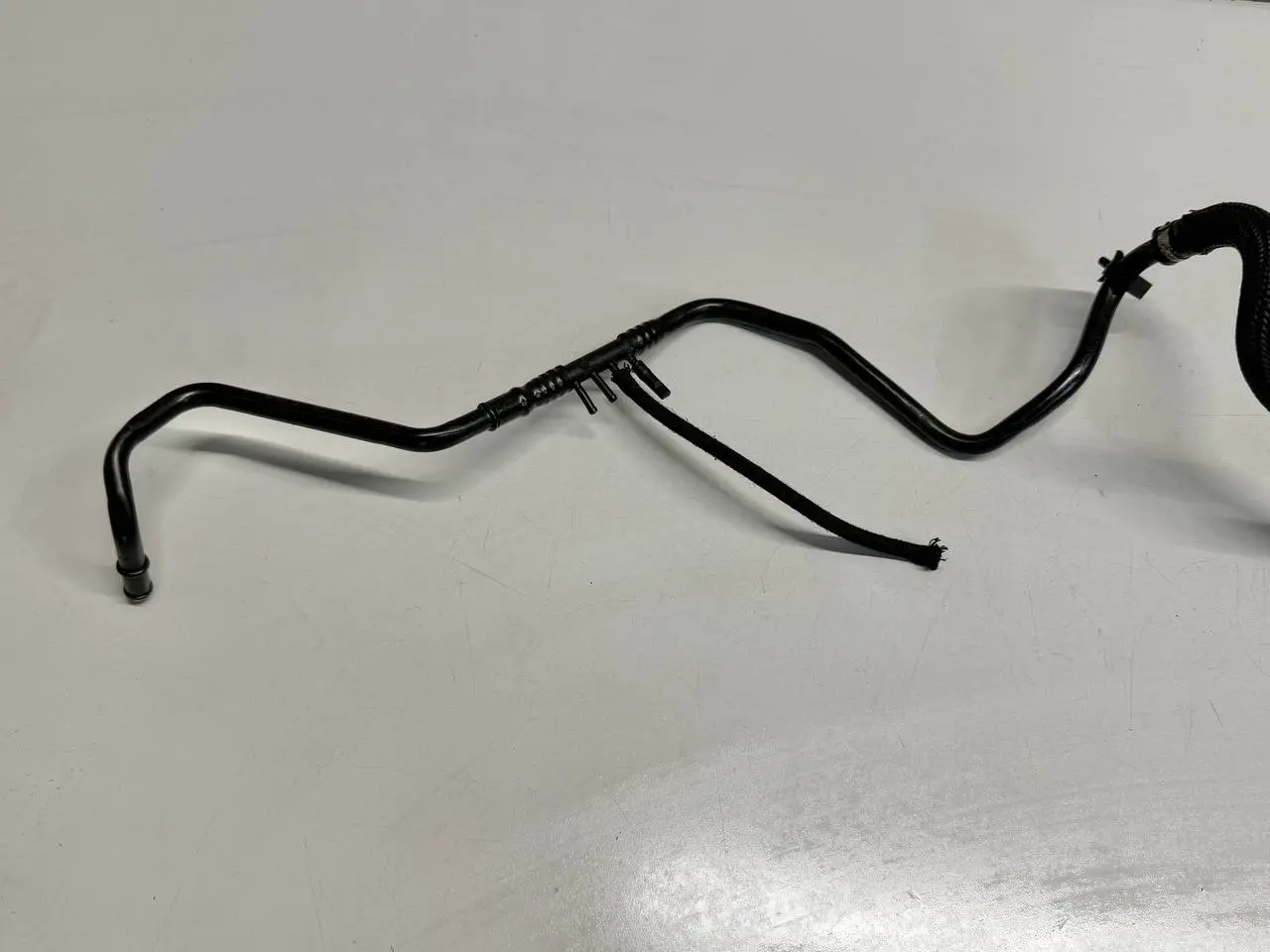 Unterdruckleitung Vakuumschlauch 7785449 BMW 320D E46 3FL Touring 2004 6759702C