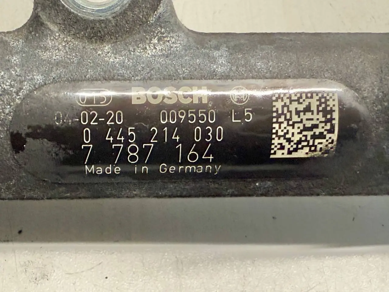 Kraftstoffverteiler Einspritzleiste BMW 320D E46 3FL Touring 2004 0445214030